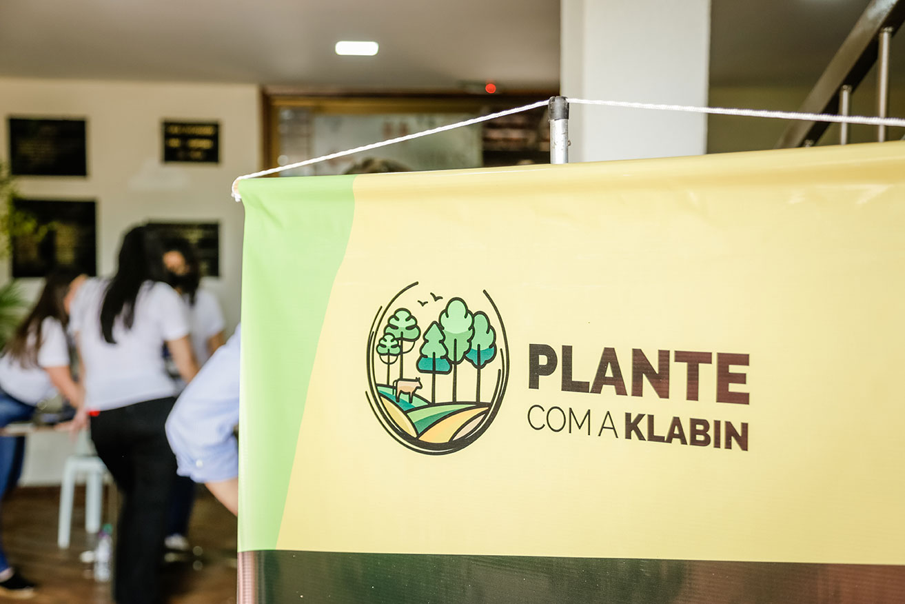 Plante com a Klabin presente na Expolondrina e no seu planejamento de plantio de pínus
