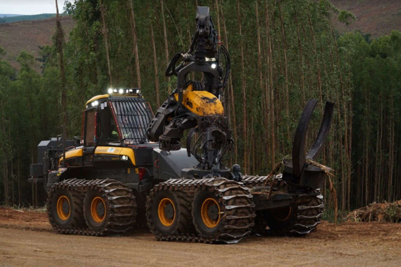 Equipamento florestal Harbunk reduz custos e emissões, aumenta a produtividade e oferece mais segurança operacional na colheita florestal 